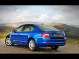 skoda-octavia-3-race-blue-3.jpg